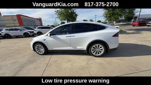 Pearl White Multi-Coat 2018 Tesla Model X 100D