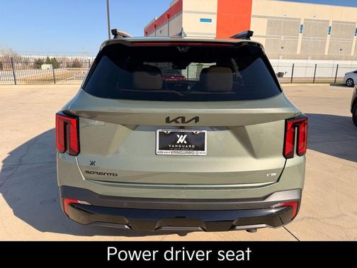 Jungle Green 2026 Kia Sorento SX