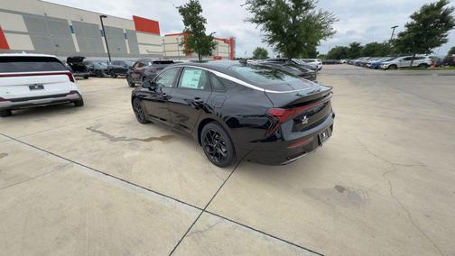 Aurora Black Pearl 2026 Kia K5 GT-Line FWD