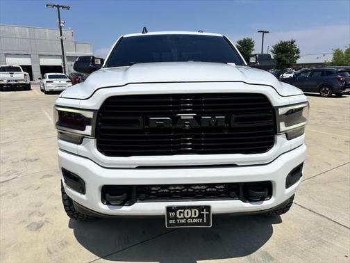 2020 RAM 2500 Laramie Crew Cab 4X4 6'4' Box