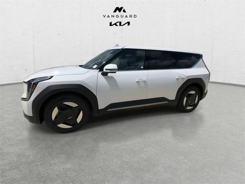 2026 Kia EV9 Light Long Range