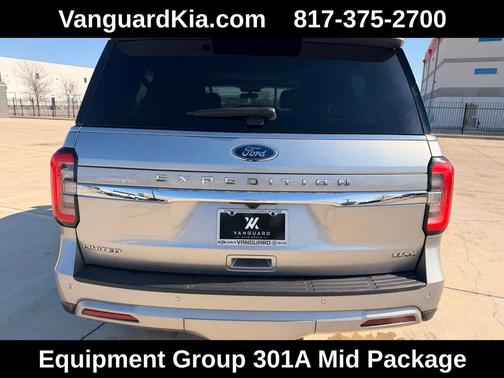 ICONIC SILVER METALLIC 2024 Ford Expedition Max Limited