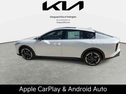 Snow White Pearl 2026 Kia K4 GT-Line