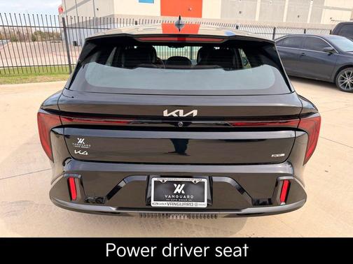 Aurora Black Pearl 2026 Kia K4 GT-Line