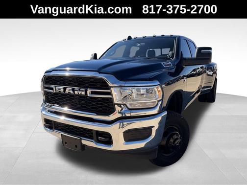 2024 RAM 3500 Tradesman Crew Cab 4x4 8' Box