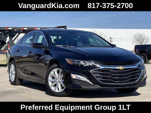 Mosaic Black Metallic 2025 Chevrolet Malibu FWD 1LT