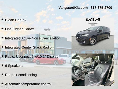 Brilliant Black Crystal Pearlcoat 2023 Chrysler Pacifica Touring L