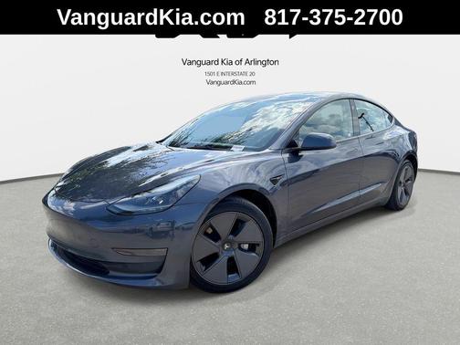 Midnight Silver Metallic 2023 Tesla Model 3 Standard Range