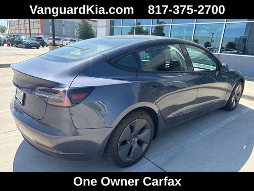 Midnight Silver Metallic 2023 Tesla Model 3 Standard Range
