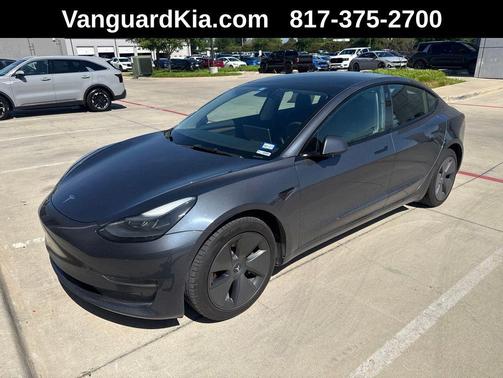 Midnight Silver Metallic 2023 Tesla Model 3 Standard Range