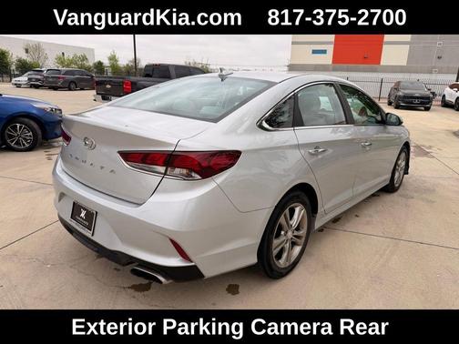 Symphony Silver 2018 Hyundai SONATA SEL