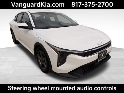 Snow White Pearl 2025 Kia K4 LXS