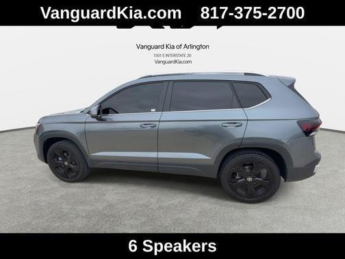 Platinum Gray Metallic 2025 Volkswagen Taos 1.5T SEL