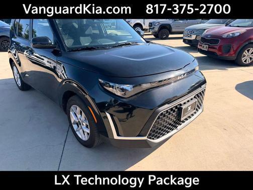 Black 2025 Kia Soul LX