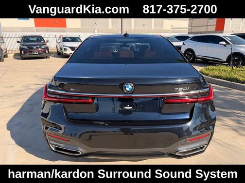 Carbon Black Metallic 2022 BMW 750 i xDrive