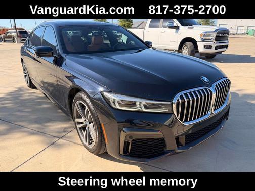 Carbon Black Metallic 2022 BMW 750 i xDrive