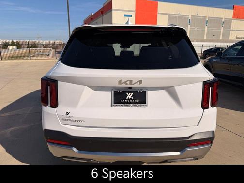 Glacial White Pearl 2026 Kia Sorento S