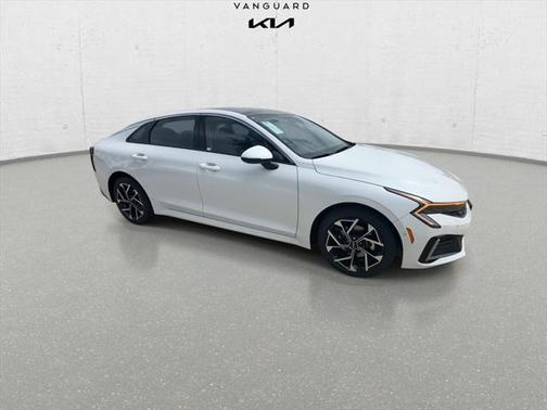 2025 Kia K5 EX