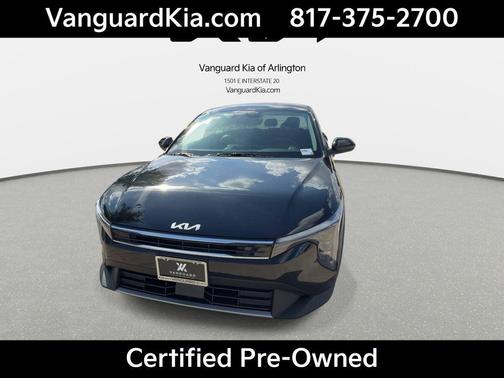 Aurora Black Pearl 2026 Kia K4 EX