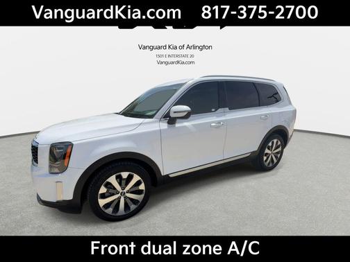 Glacial White Pearl 2022 Kia Telluride S