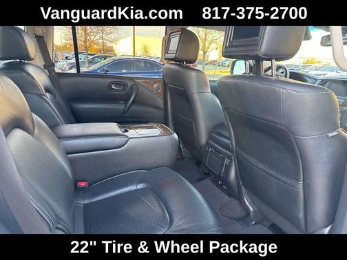 2017 INFINITI QX80 Base