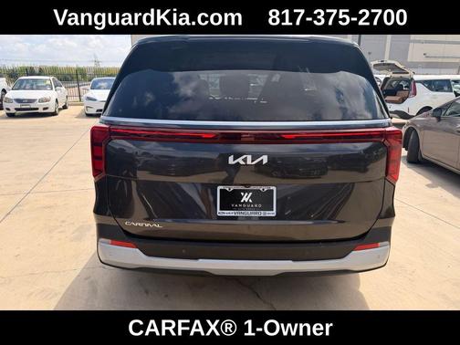 2025 Kia Carnival LXS