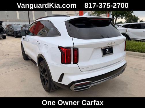 Glacial White Pearl 2023 Kia Sorento SX