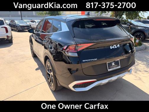 Ebony Black 2025 Kia Sportage EX