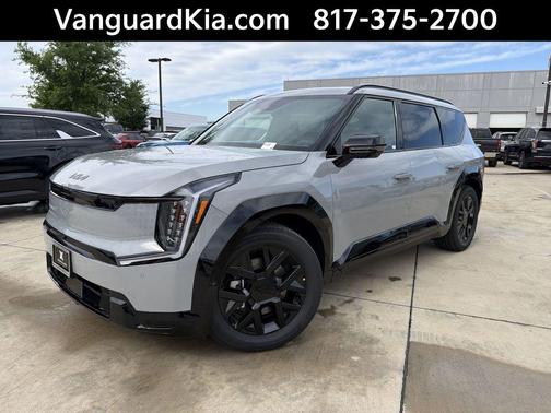 Wolf Gray 2026 Kia EV9 Land