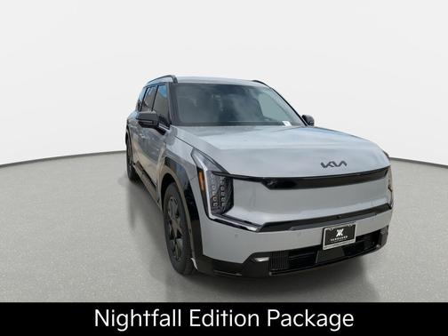 Wolf Gray 2026 Kia EV9 Land