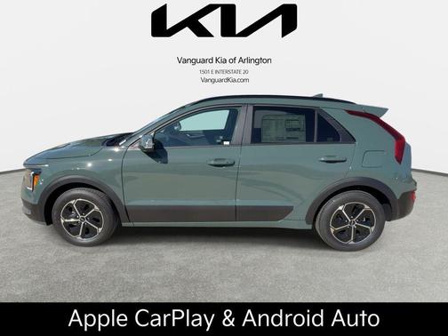 Cityscape Green 2026 Kia Niro EX