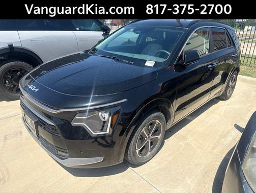 Aurora Black Pearl 2023 Kia Niro SX