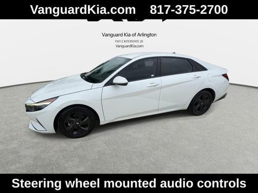 Quartz White 2022 Hyundai ELANTRA SEL