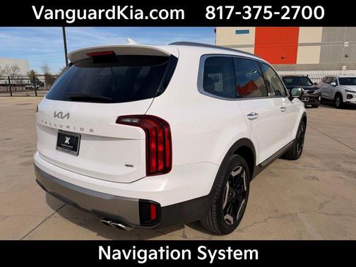 Glacial White Pearl 2025 Kia Telluride S