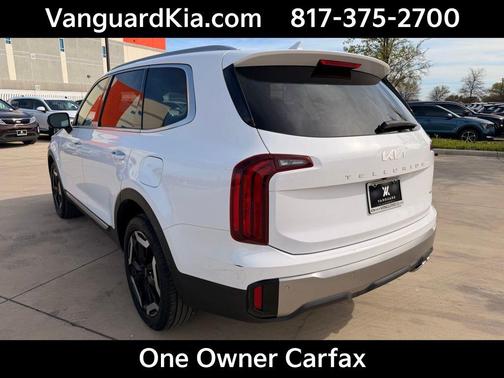Glacial White Pearl 2025 Kia Telluride S