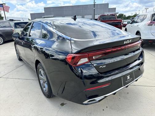 2022 Kia K5 LXS
