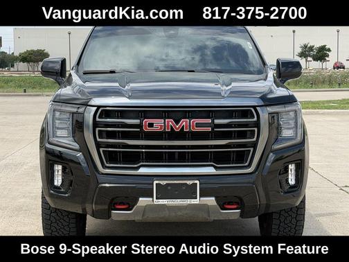 Onyx Black 2022 GMC Yukon 4WD AT4