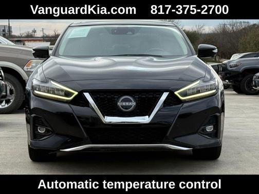 Super Black 2023 Nissan Maxima 3.5 Platinum