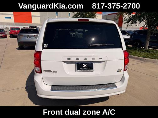 White Knuckle Clearcoat 2019 Dodge Grand Caravan SXT