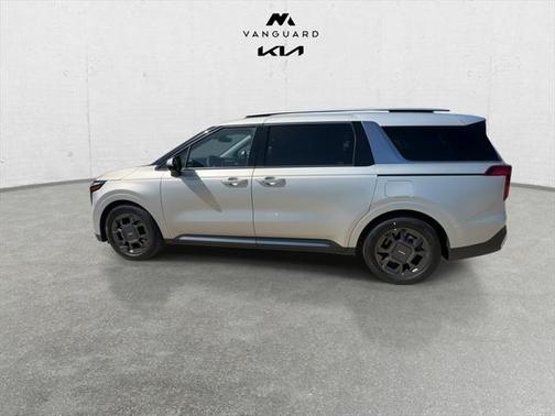 2025 Kia Carnival SX
