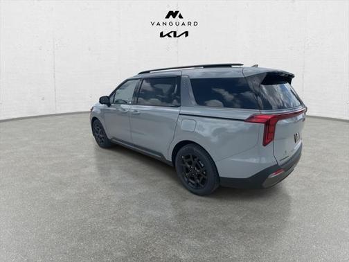 2025 Kia Carnival SX