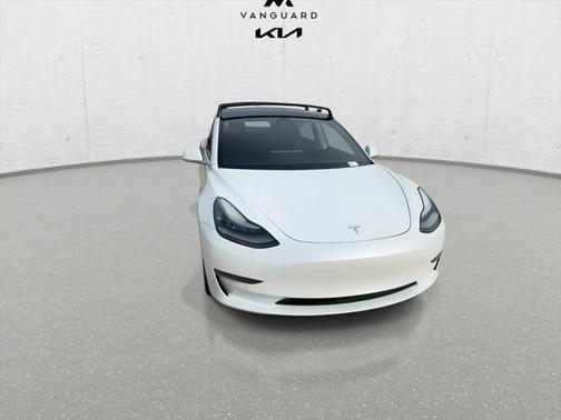 2019 Tesla Model 3 Mid Range