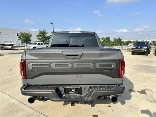 2020 Ford F-150 Raptor