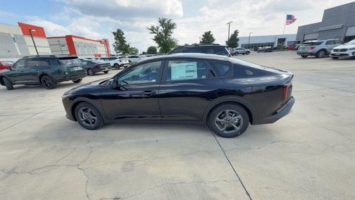 Aurora Black Pearl 2026 Kia K4 LXS