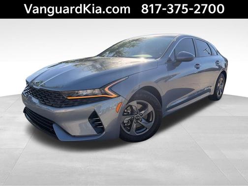Everlasting Silver 2021 Kia K5 LX