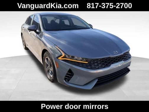 Everlasting Silver 2021 Kia K5 LX