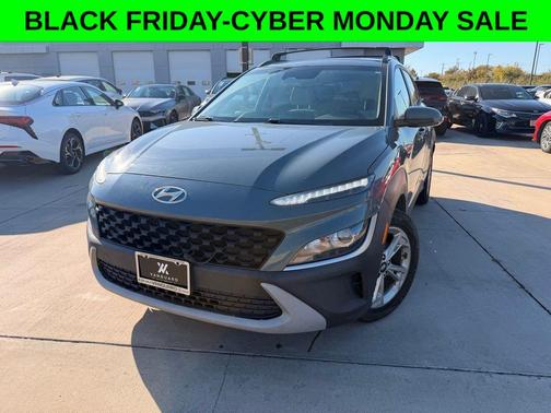 2022 Hyundai KONA SEL