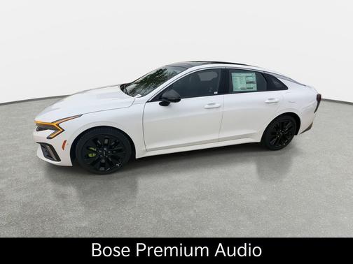 Snow White Pearl 2026 Kia K5 GT