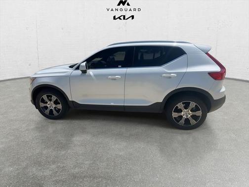 2021 Volvo XC40 T5 Inscription