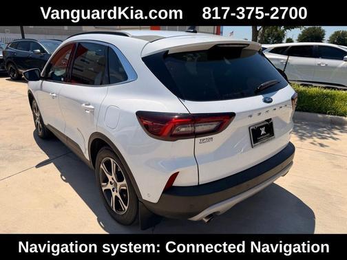 OXFORD WHITE 2023 Ford Escape PHEV SE